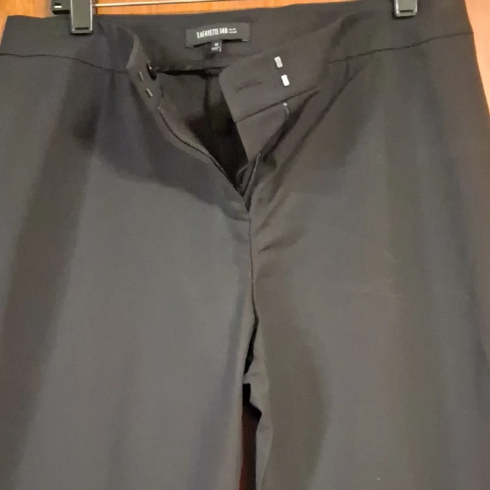 Lafayette 148 New York Black Trousers - Picture 4 of 6